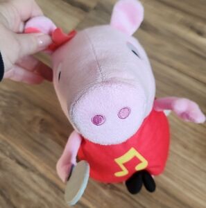 Peppa Pig Toys Oink-Along Peppa, singing plush doll